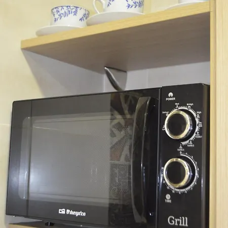 Casa Plotina Pompeya Кадіс